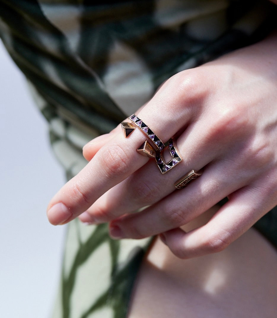 Protection Ring S_YG × Black Spinel × Amethyst